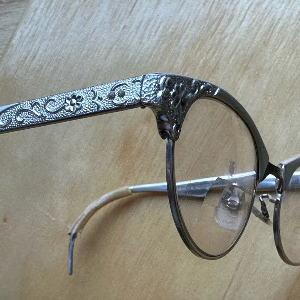Vintage 1940s Artcraft Cat Eye Glasses Floral Engraved Retro Frames